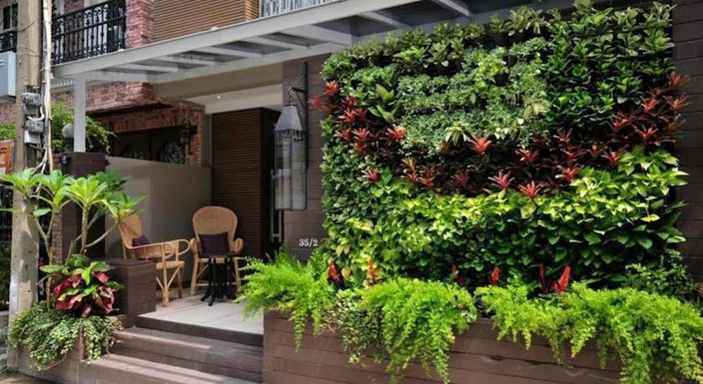 Check In Saladaeng (Adults Only) Otel Bangkok Dış mekan fotoğraf